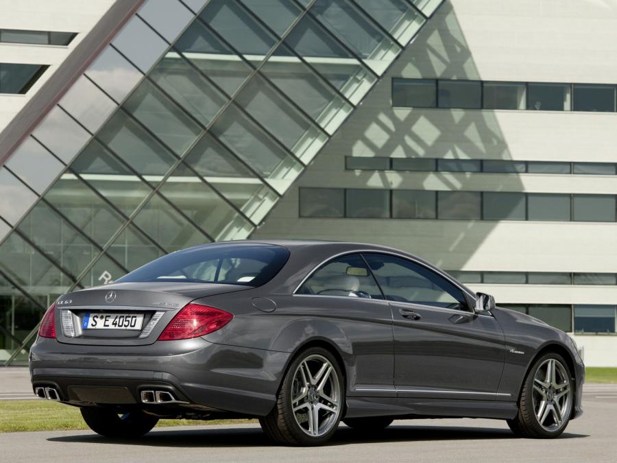  Mercedes-Benz CL63 AMG 2010 года  (фото 11 из 45)
